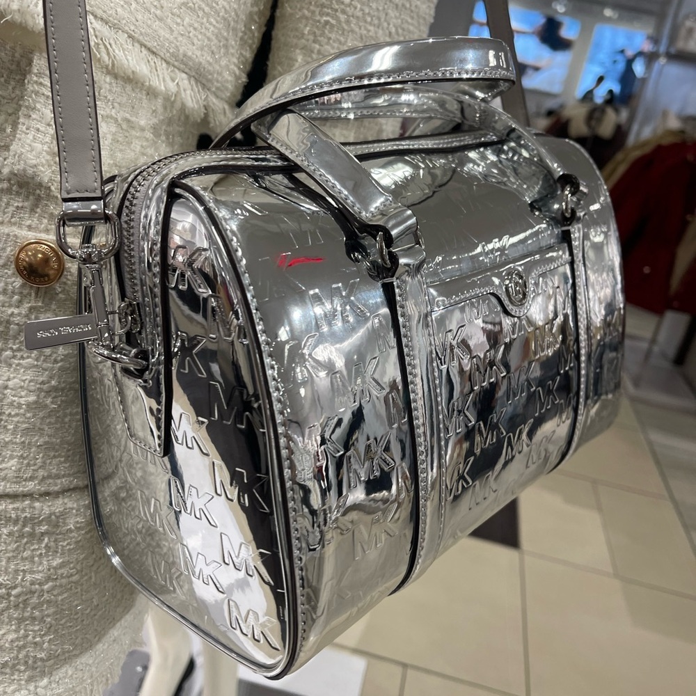 MICHAEL KORS Jet Set Medium Patent Logo Debossed Duffel Crossbody Bag
Silver - Picture 14 of 16